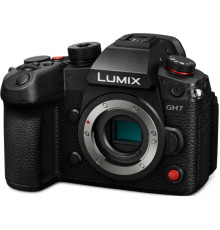 Цифровий фотоапарат Panasonic GH7 Body (DC-GH7E)