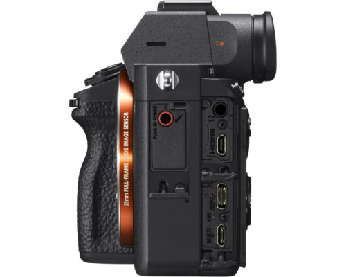 Цифровий фотоапарат Sony Alpha 7M3 28-70mm II Kit Black (ILCE7M3MB.CEC)